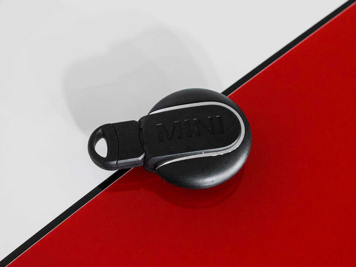 Mini Hatch с пробегом — 2021 год. Фото: #19