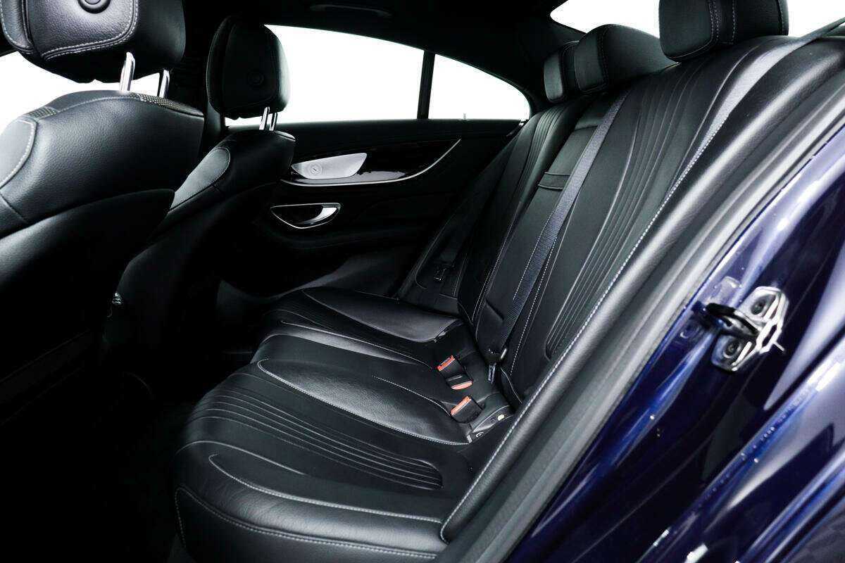 Mercedes-Benz CLS с пробегом — 2020 год. Фото: #11