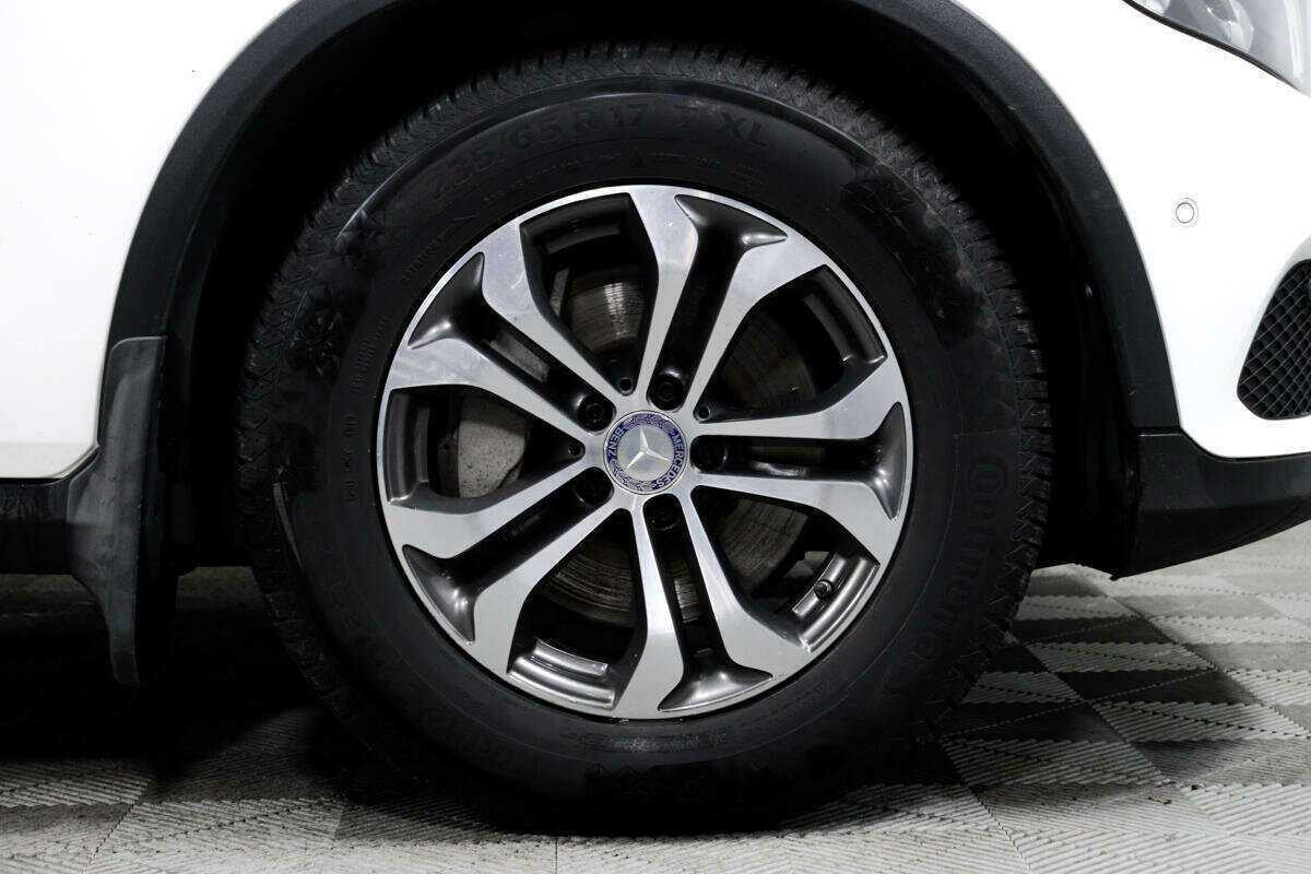 Mercedes-Benz GLC с пробегом — 2015 год. Фото: #13