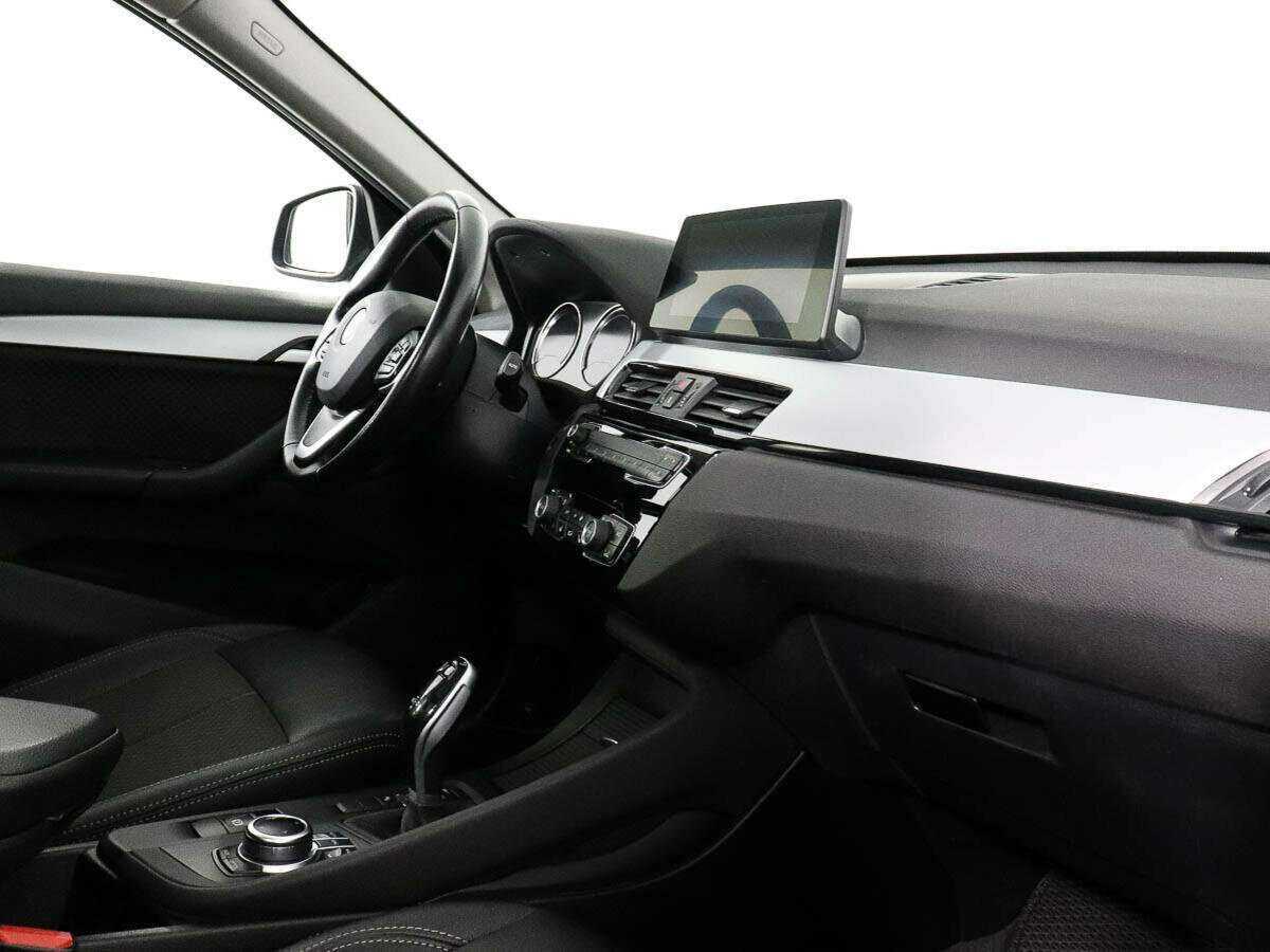 BMW X1 с пробегом — 2019 год. Фото: #6