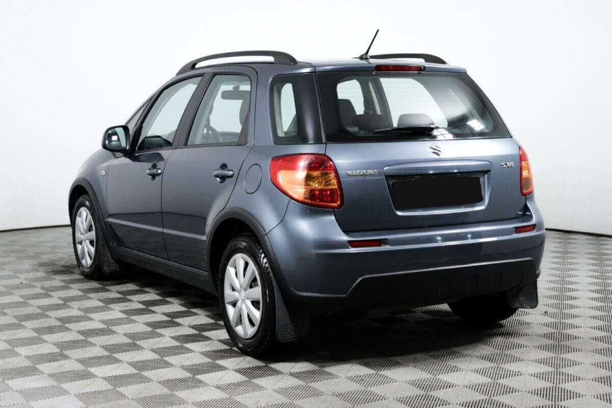 Suzuki SX4 с пробегом — 2008 год. Фото: #6