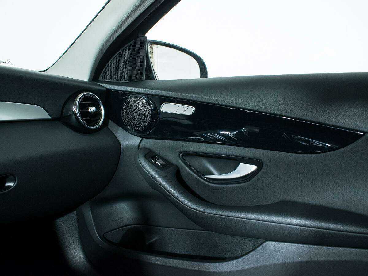Mercedes-Benz C-Класс с пробегом — 2019 год. Фото: #13