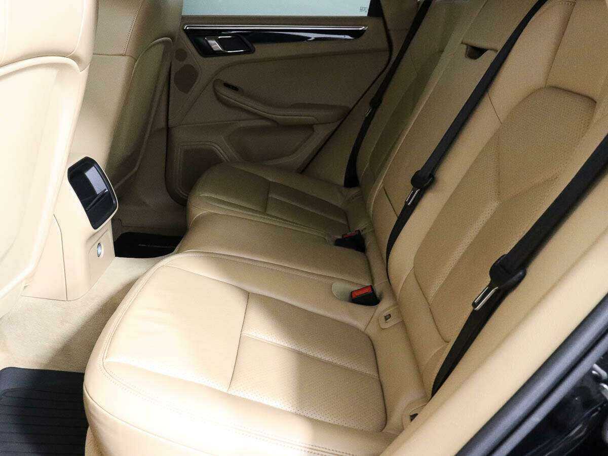 Porsche Macan с пробегом — 2014 год. Фото: #7