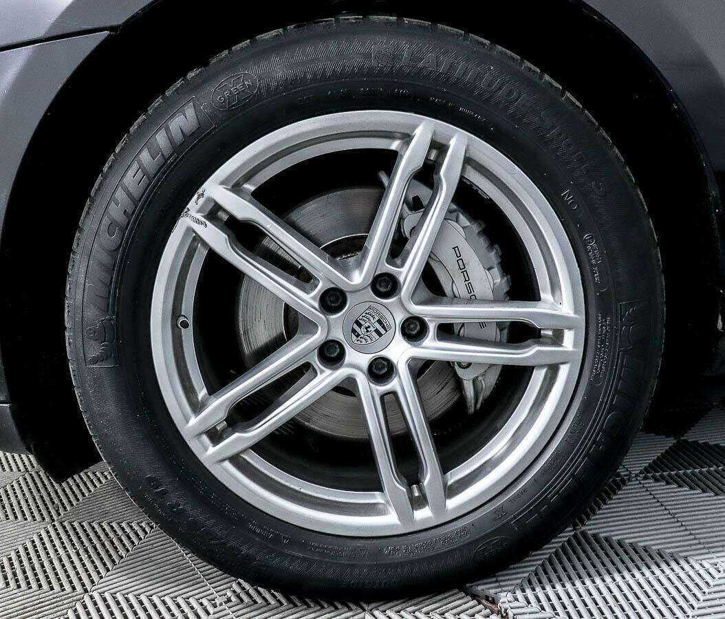 Porsche Macan с пробегом — 2014 год. Фото: #13