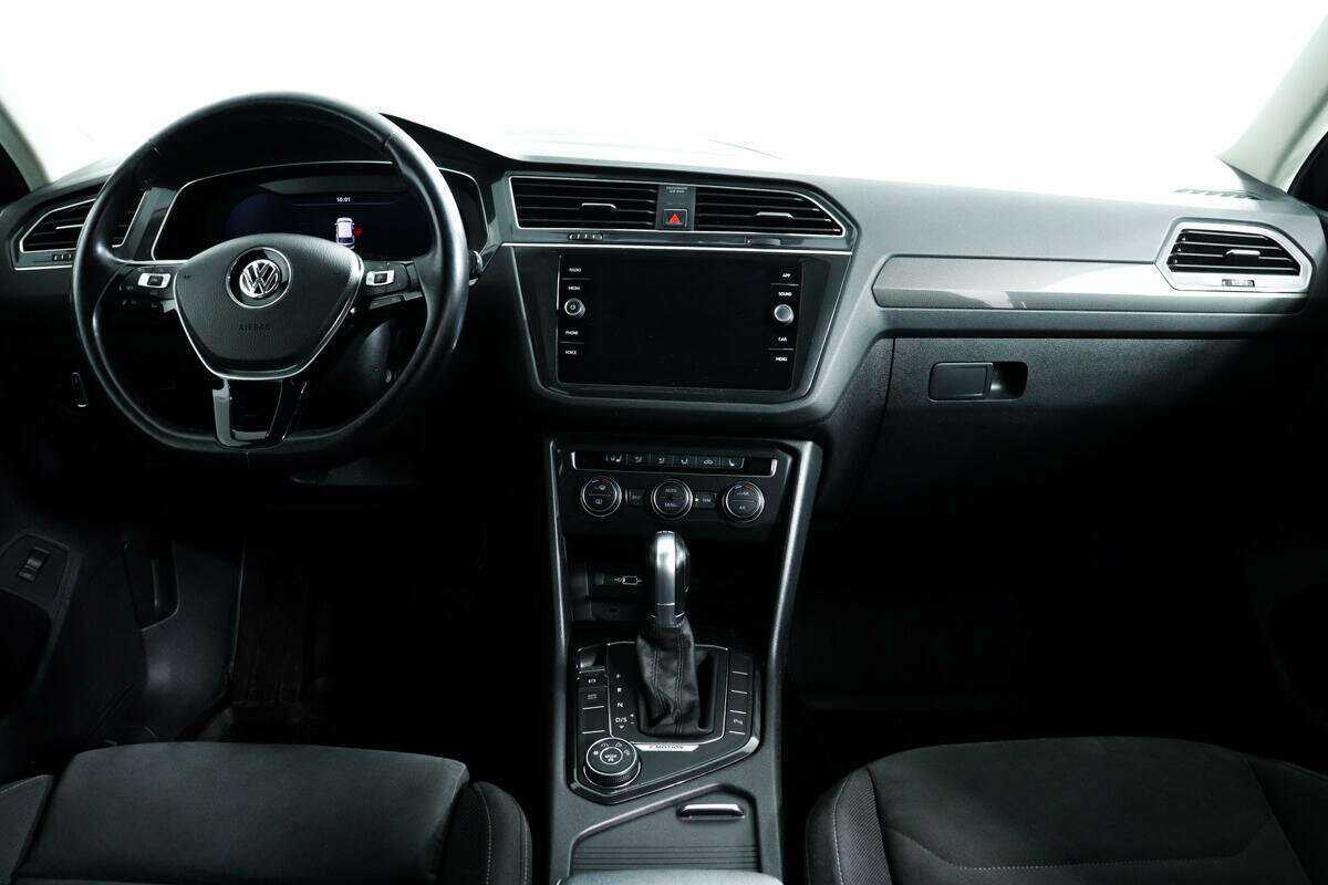 Volkswagen Tiguan с пробегом — 2018 год. Фото: #10