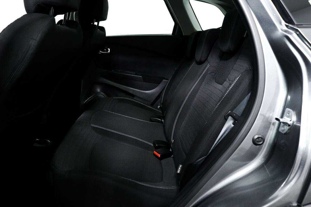 Renault Kaptur с пробегом — 2016 год. Фото: #11