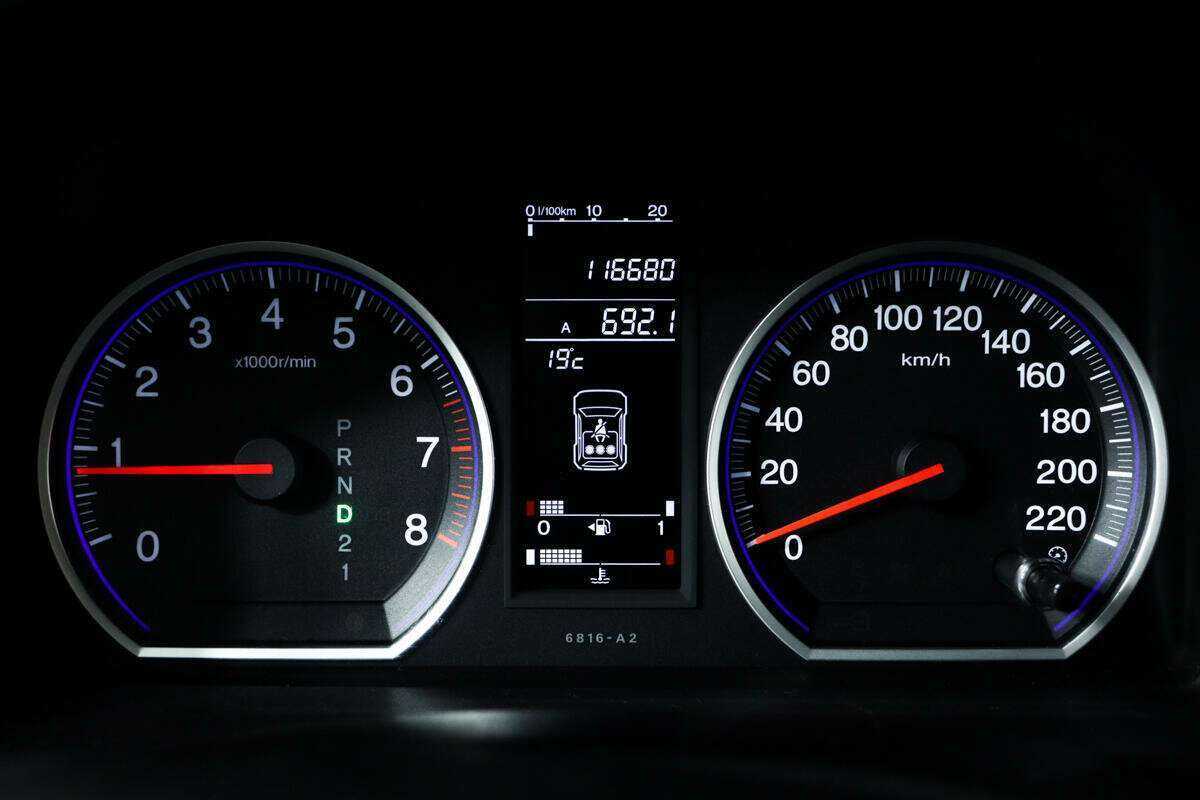 Honda CR-V с пробегом — 2008 год. Фото: #9