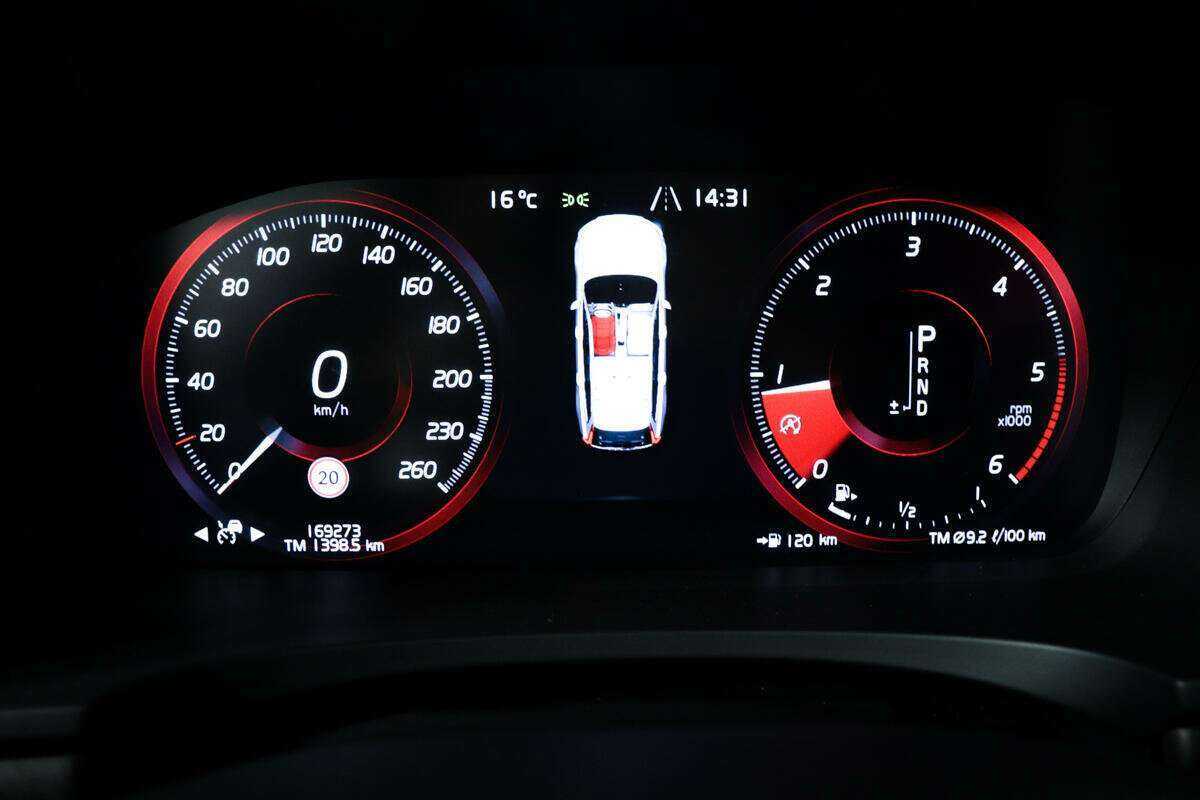 Volvo V90 Cross Country с пробегом — 2020 год. Фото: #9