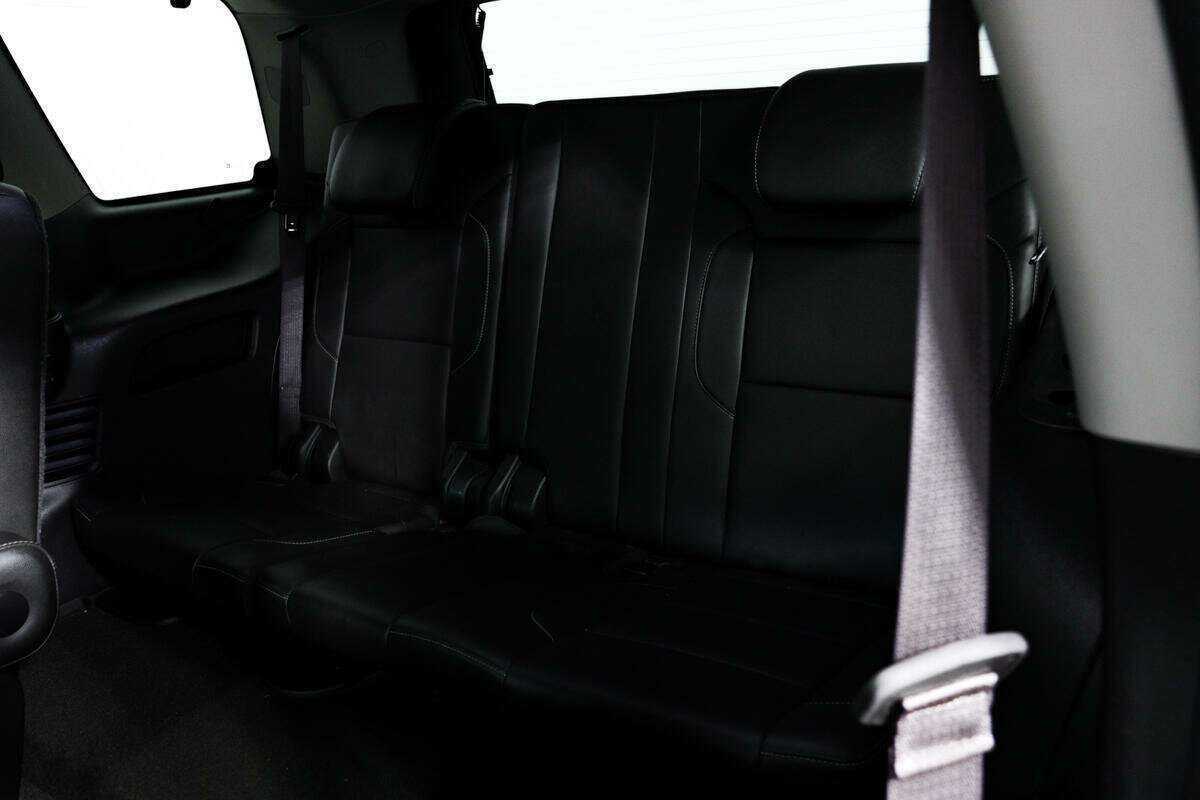 Chevrolet Tahoe с пробегом — 2016 год. Фото: #13