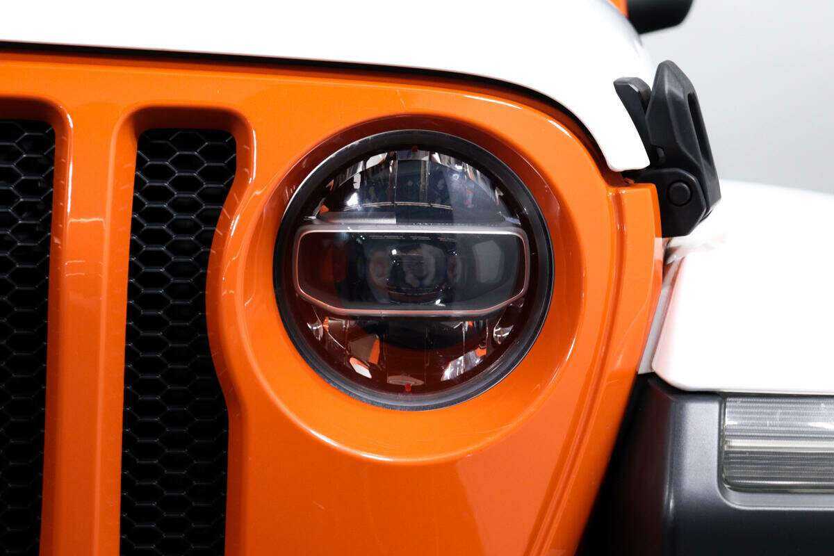 Jeep Wrangler с пробегом — 2018 год. Фото: #12