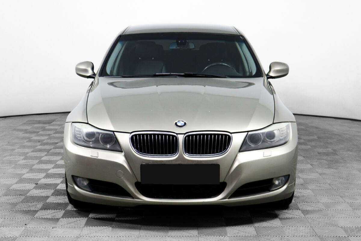 BMW 3 серии с пробегом — 2010 год. Фото: #1