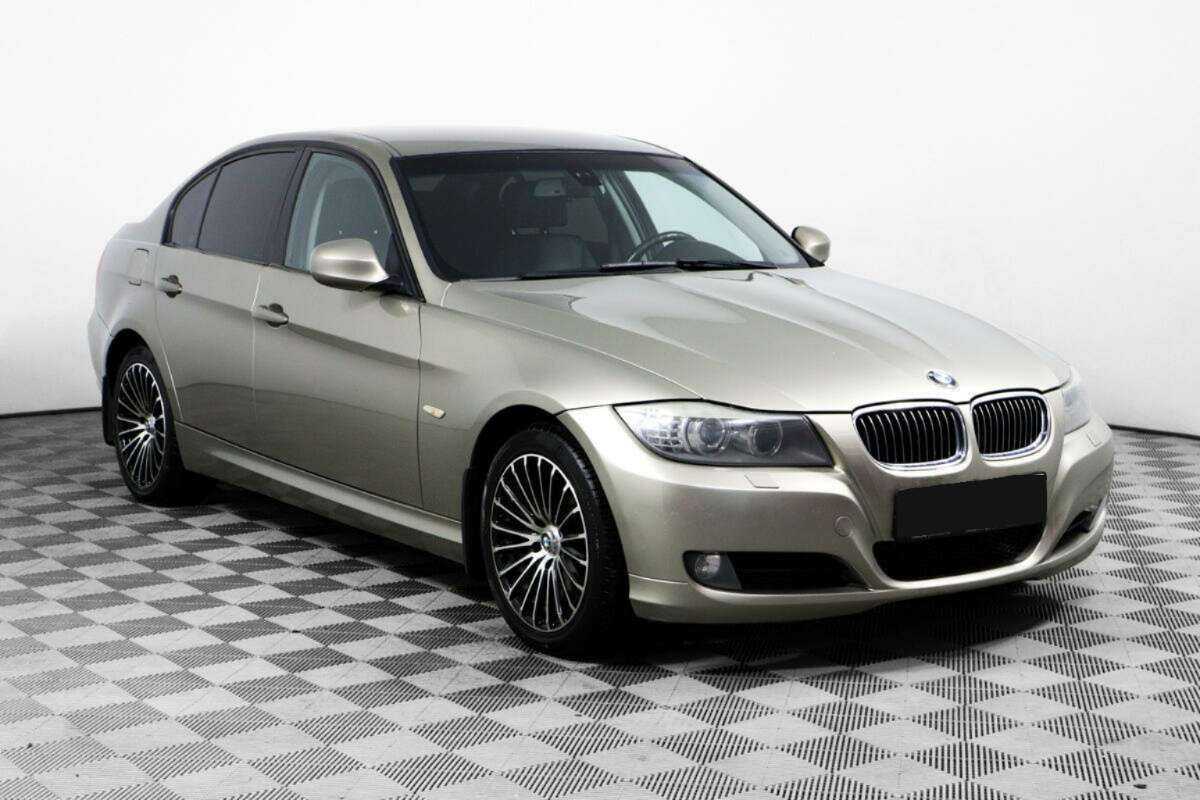 BMW 3 серии с пробегом — 2010 год. Фото: #2