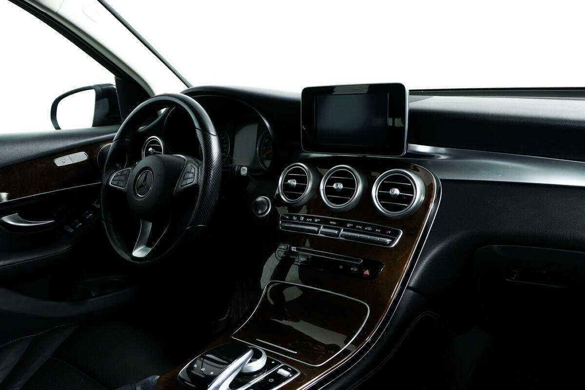 Mercedes-Benz GLC с пробегом — 2015 год. Фото: #8