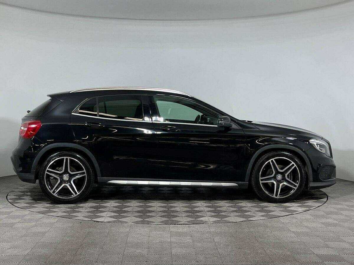 Mercedes-Benz GLA с пробегом — 2014 год. Фото: #3