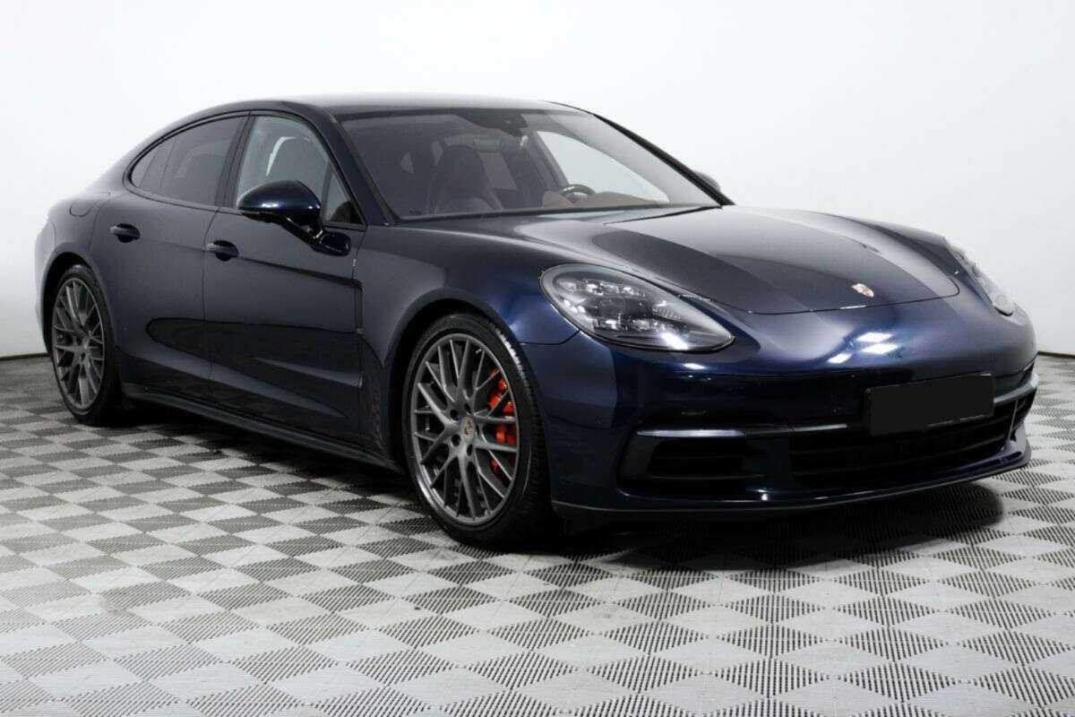 Porsche Panamera с пробегом — 2017 год. Фото: #2