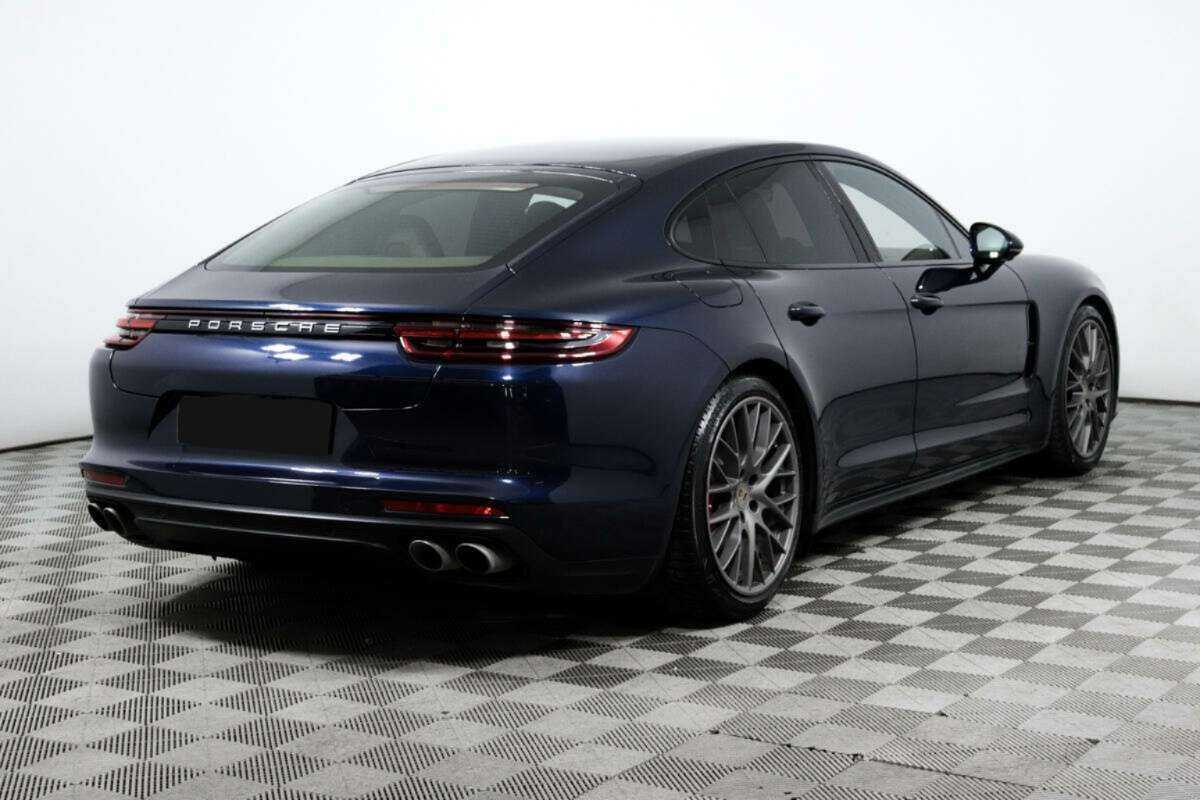 Porsche Panamera с пробегом — 2017 год. Фото: #4