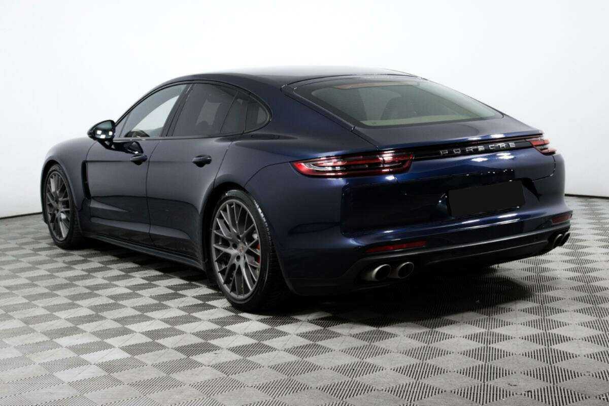 Porsche Panamera с пробегом — 2017 год. Фото: #6