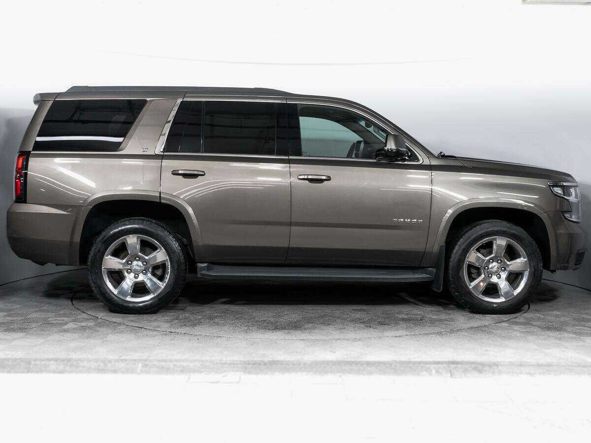 Chevrolet Tahoe с пробегом — 2016 год. Фото: #3