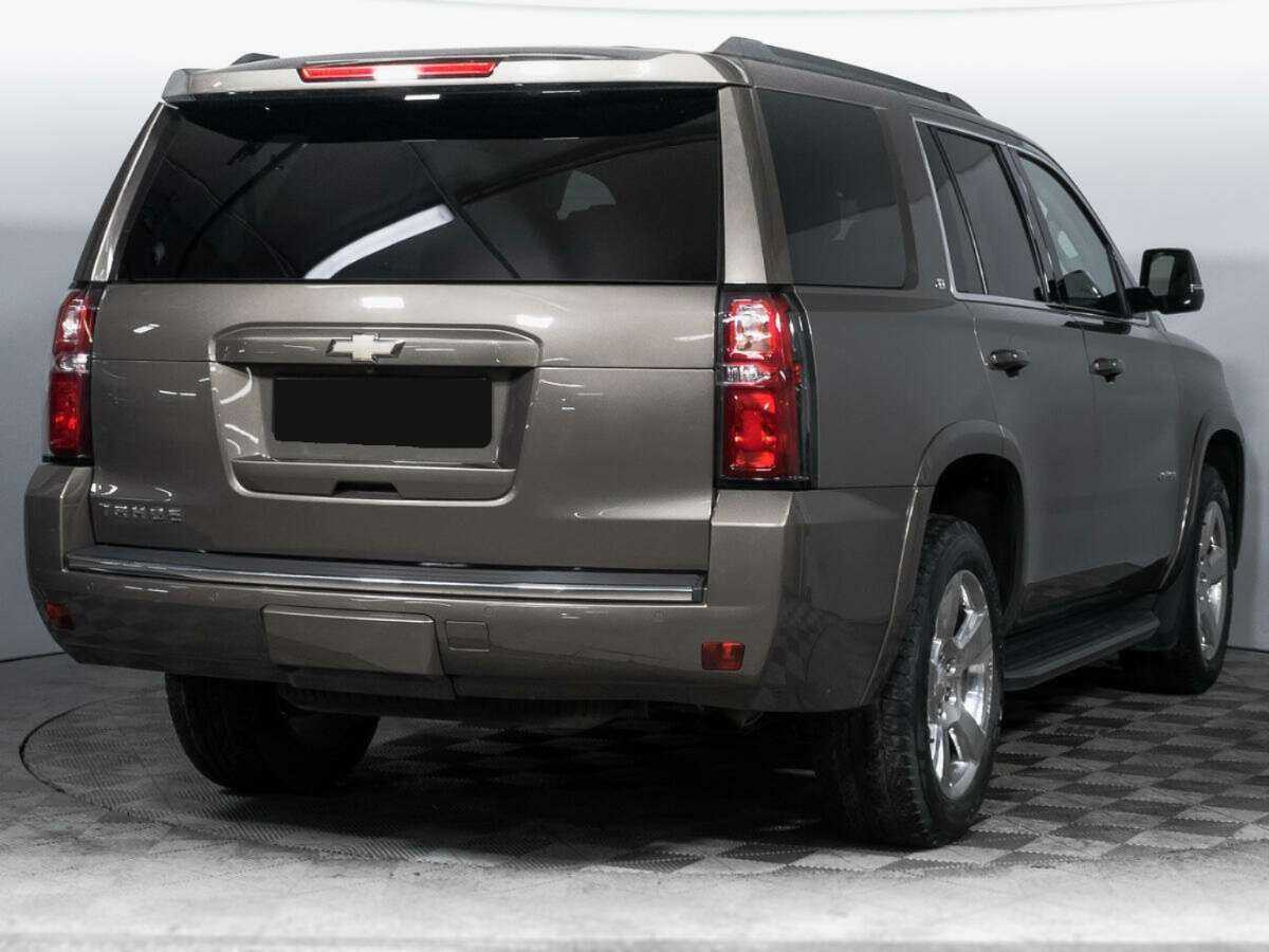 Chevrolet Tahoe с пробегом — 2016 год. Фото: #4
