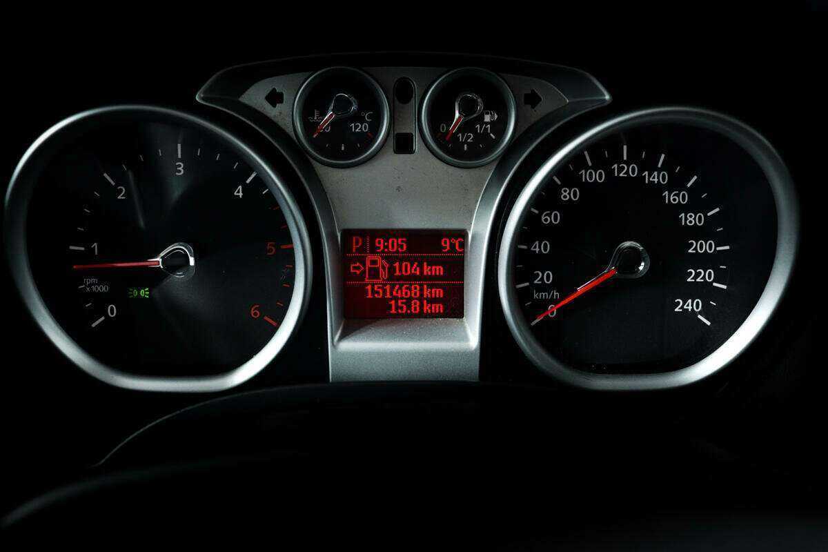 Ford Kuga с пробегом — 2010 год. Фото: #9