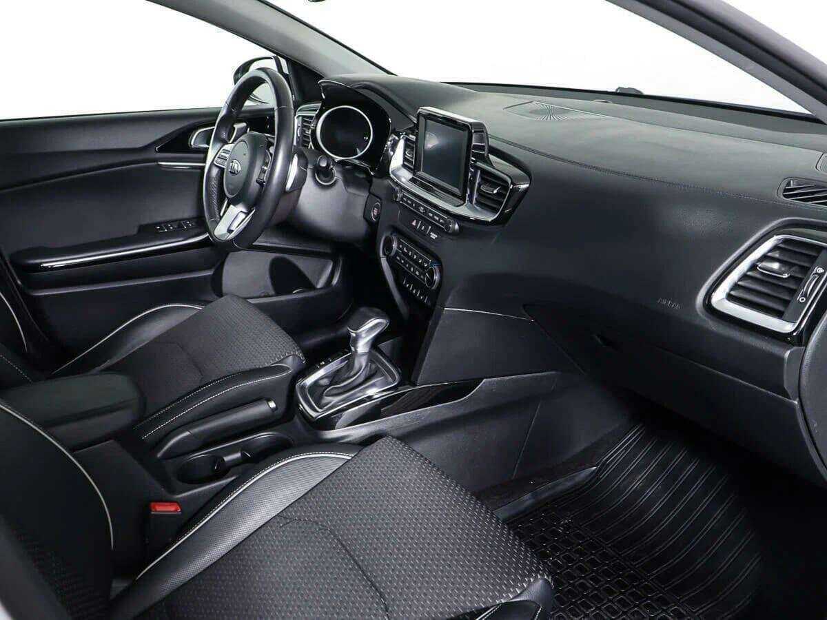 Kia Ceed с пробегом — 2019 год. Фото: #7