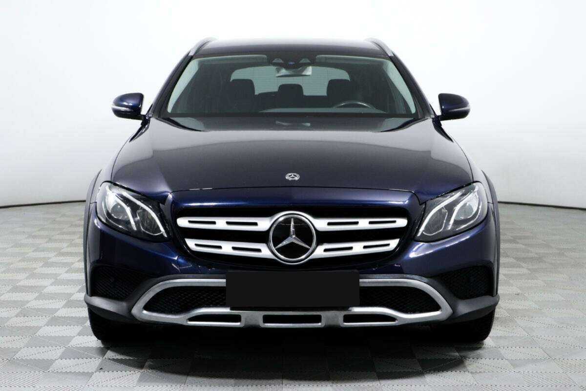 Mercedes-Benz E-Класс с пробегом — 2020 год. Фото: #1