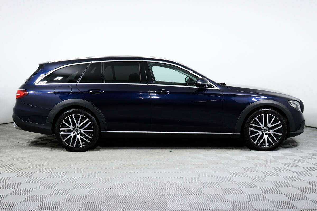 Mercedes-Benz E-Класс с пробегом — 2020 год. Фото: #3