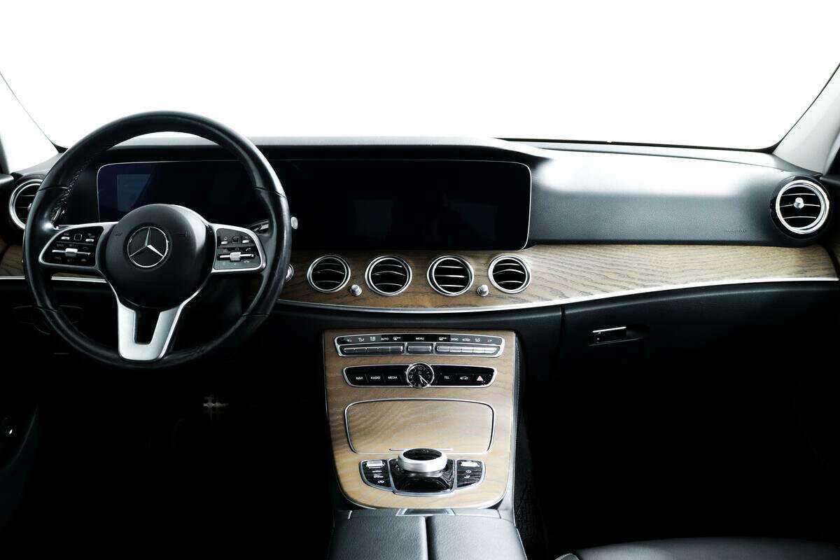 Mercedes-Benz E-Класс с пробегом — 2020 год. Фото: #10