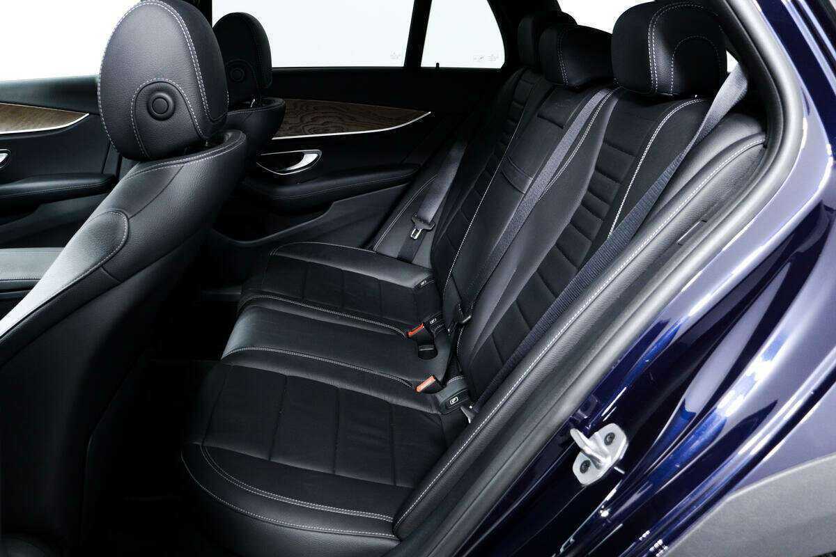 Mercedes-Benz E-Класс с пробегом — 2020 год. Фото: #11