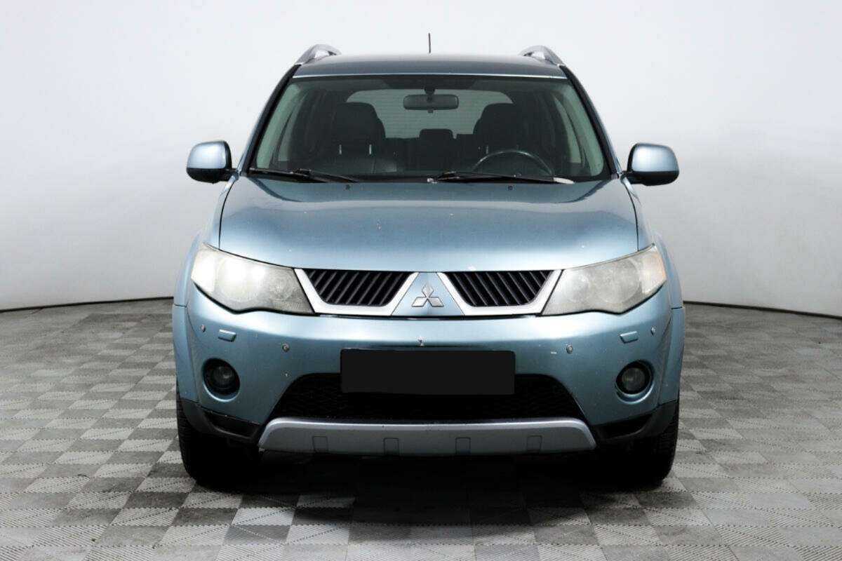 Mitsubishi Outlander с пробегом — 2008 год. Фото: #1