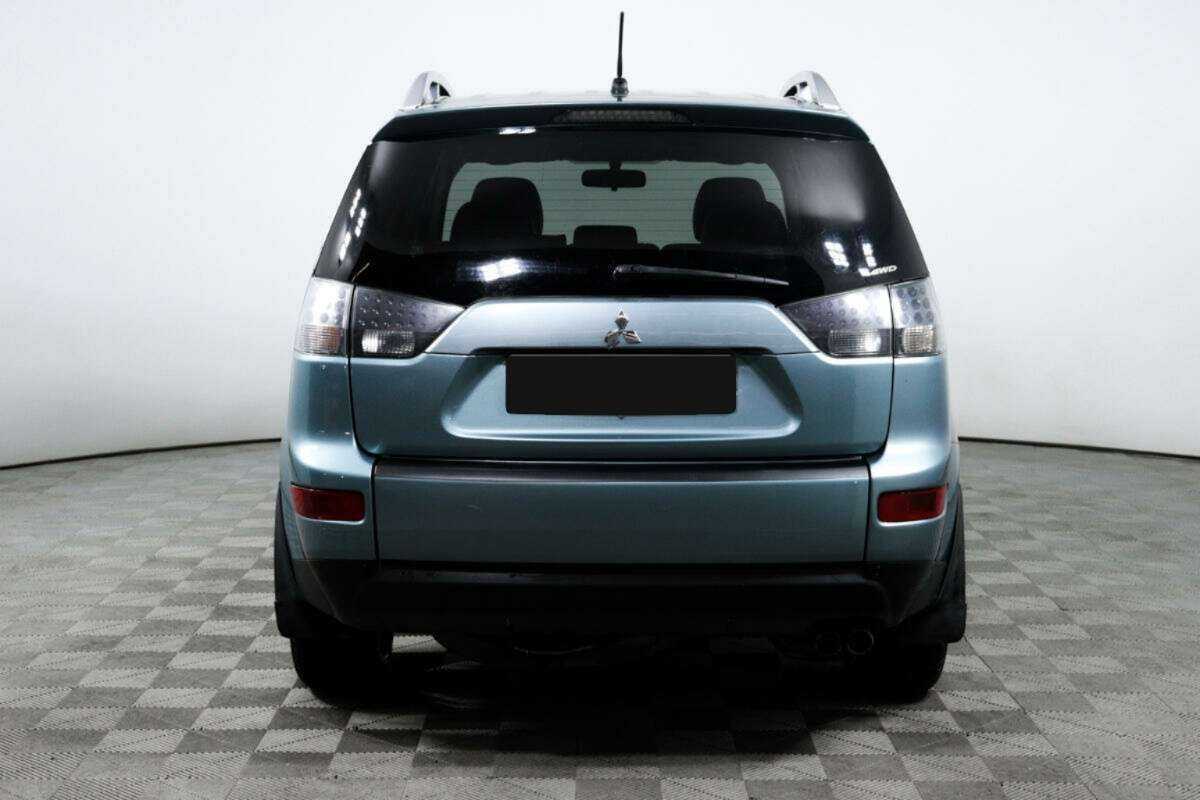 Mitsubishi Outlander с пробегом — 2008 год. Фото: #5
