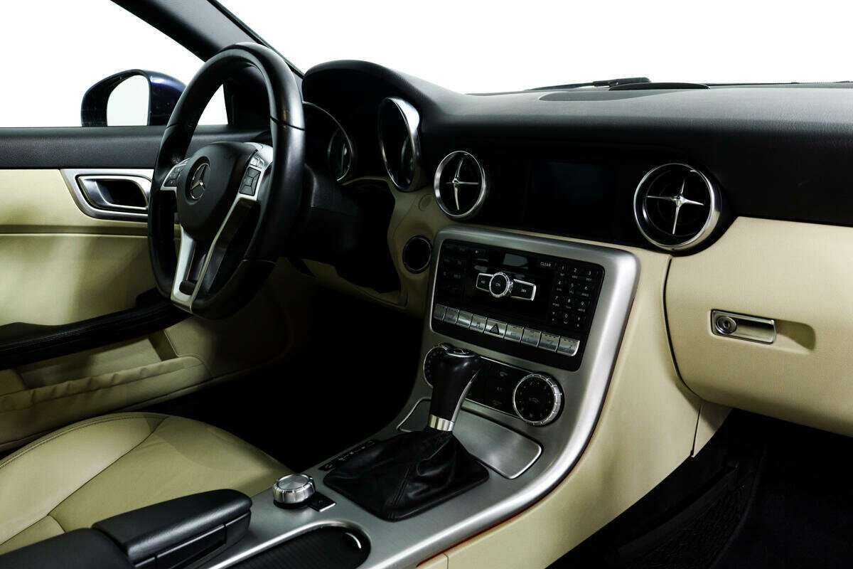 Mercedes-Benz SLK-Класс с пробегом — 2013 год. Фото: #8