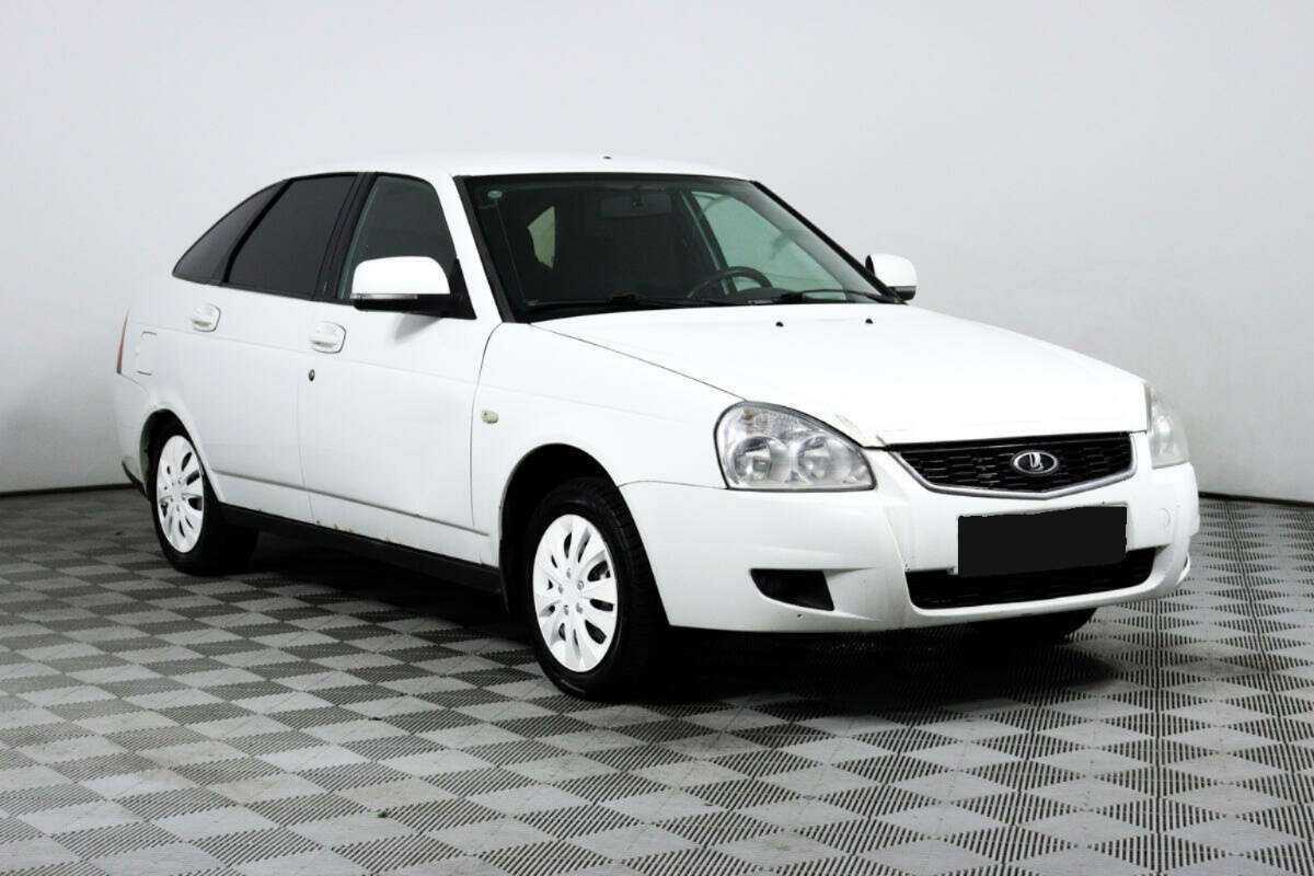 Lada (ВАЗ) Priora с пробегом — 2011 год. Фото: #2