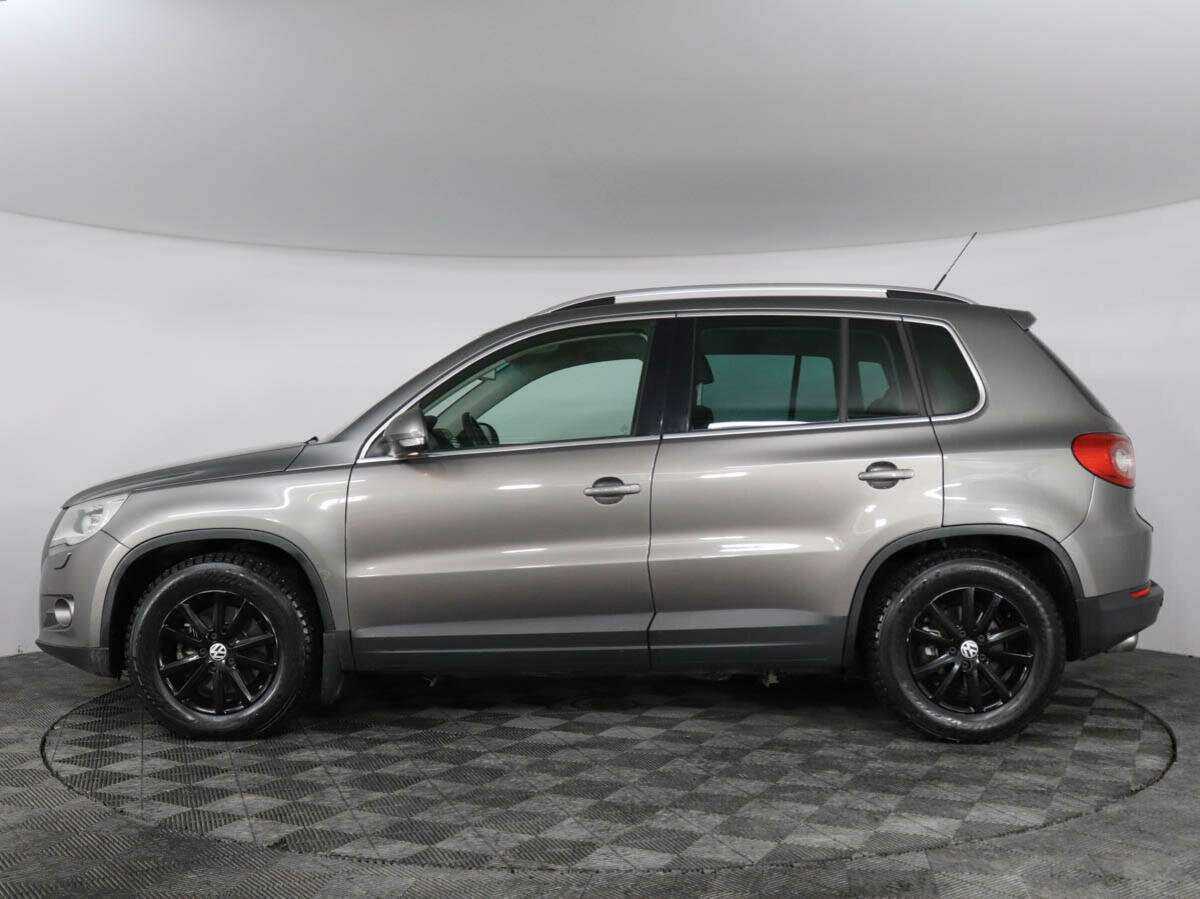Volkswagen Tiguan с пробегом — 2009 год. Фото: #7