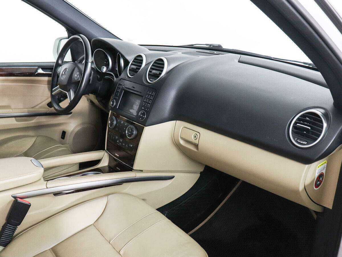 Mercedes-Benz M-Класс с пробегом — 2008 год. Фото: #9