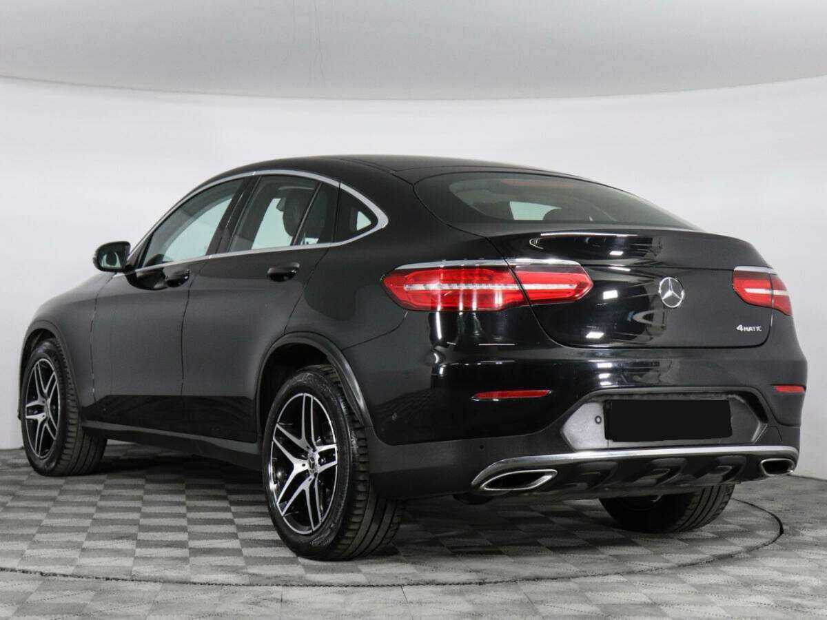 Mercedes-Benz GLC Coupe с пробегом — 2017 год. Фото: #6