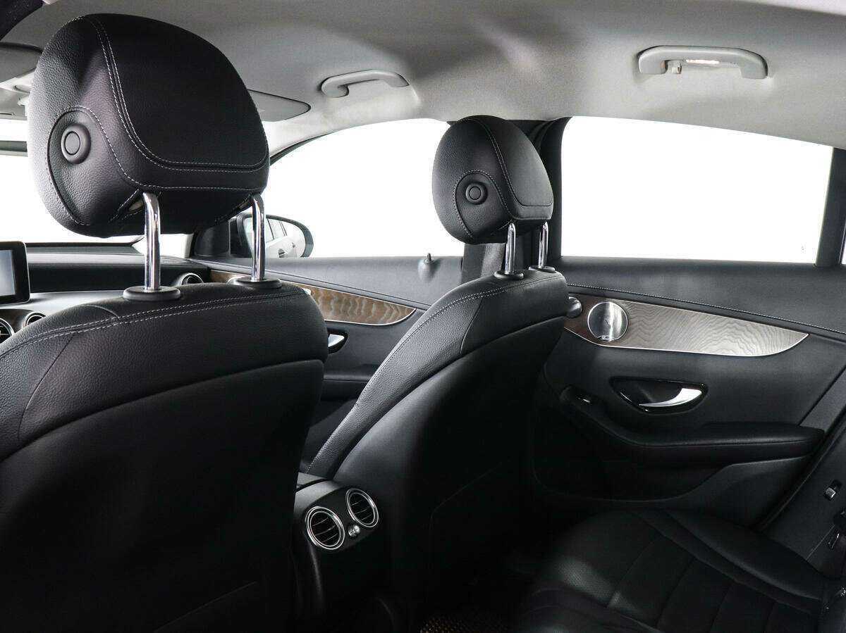 Mercedes-Benz GLC Coupe с пробегом — 2017 год. Фото: #11