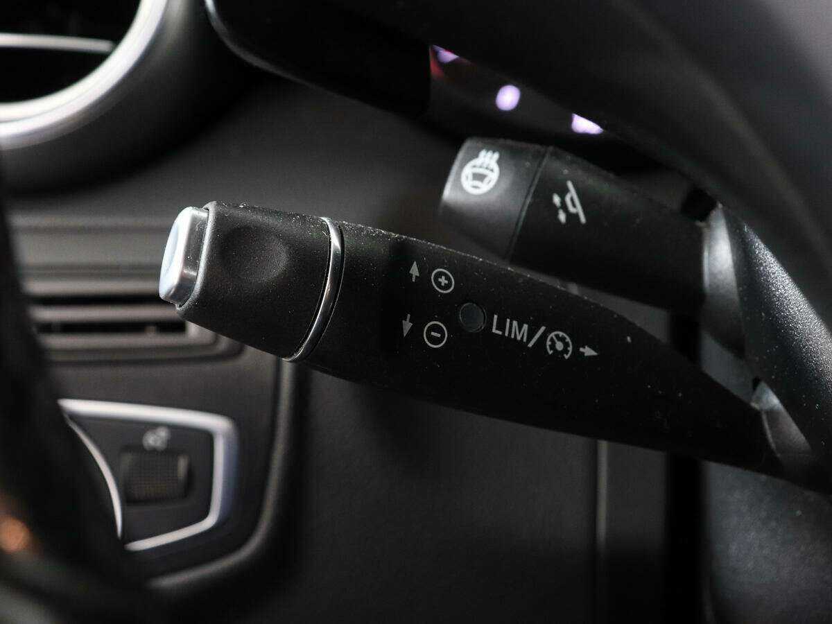 Mercedes-Benz GLC Coupe с пробегом — 2017 год. Фото: #12