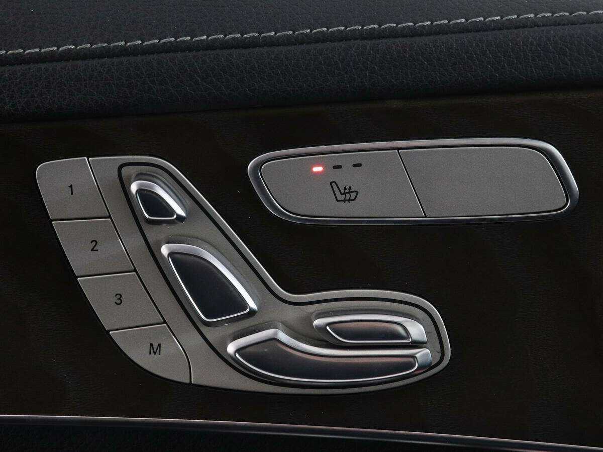 Mercedes-Benz GLC Coupe с пробегом — 2017 год. Фото: #14