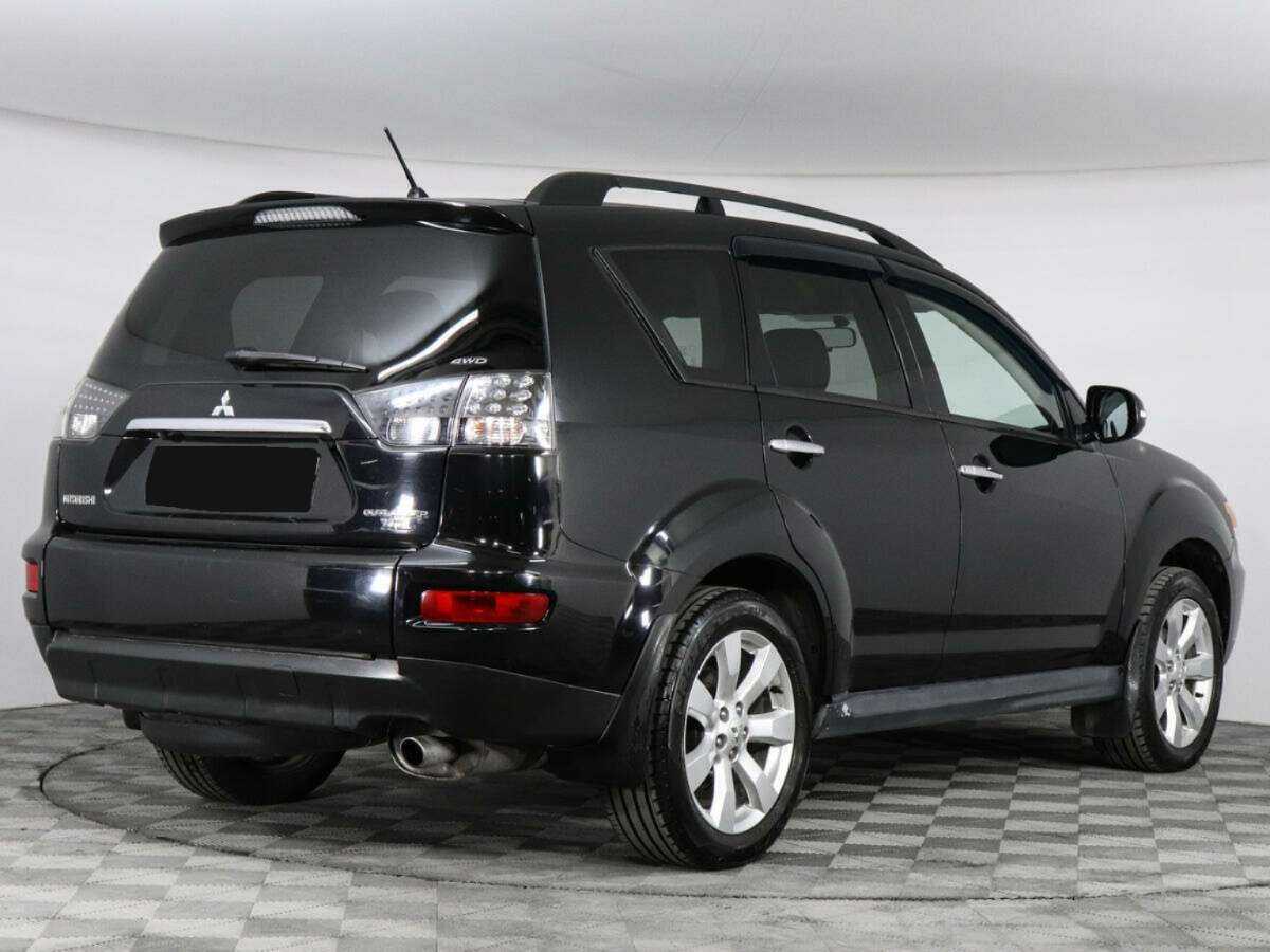 Mitsubishi Outlander с пробегом — 2011 год. Фото: #3