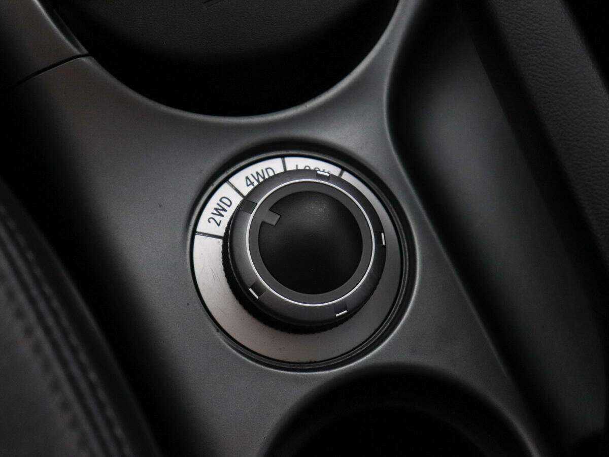 Mitsubishi Outlander с пробегом — 2011 год. Фото: #11