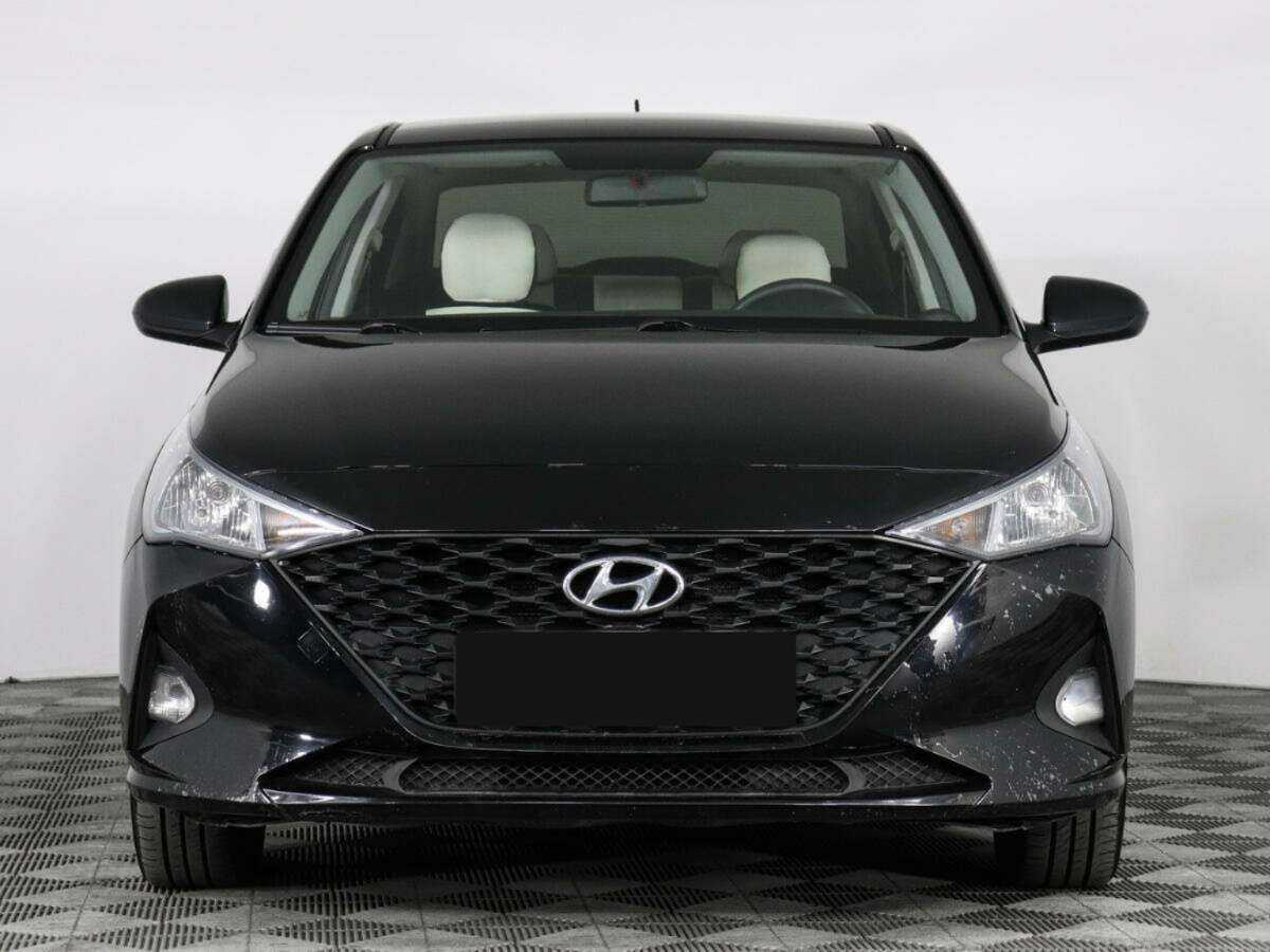 Hyundai Solaris с пробегом — 2022 год. Фото: #1