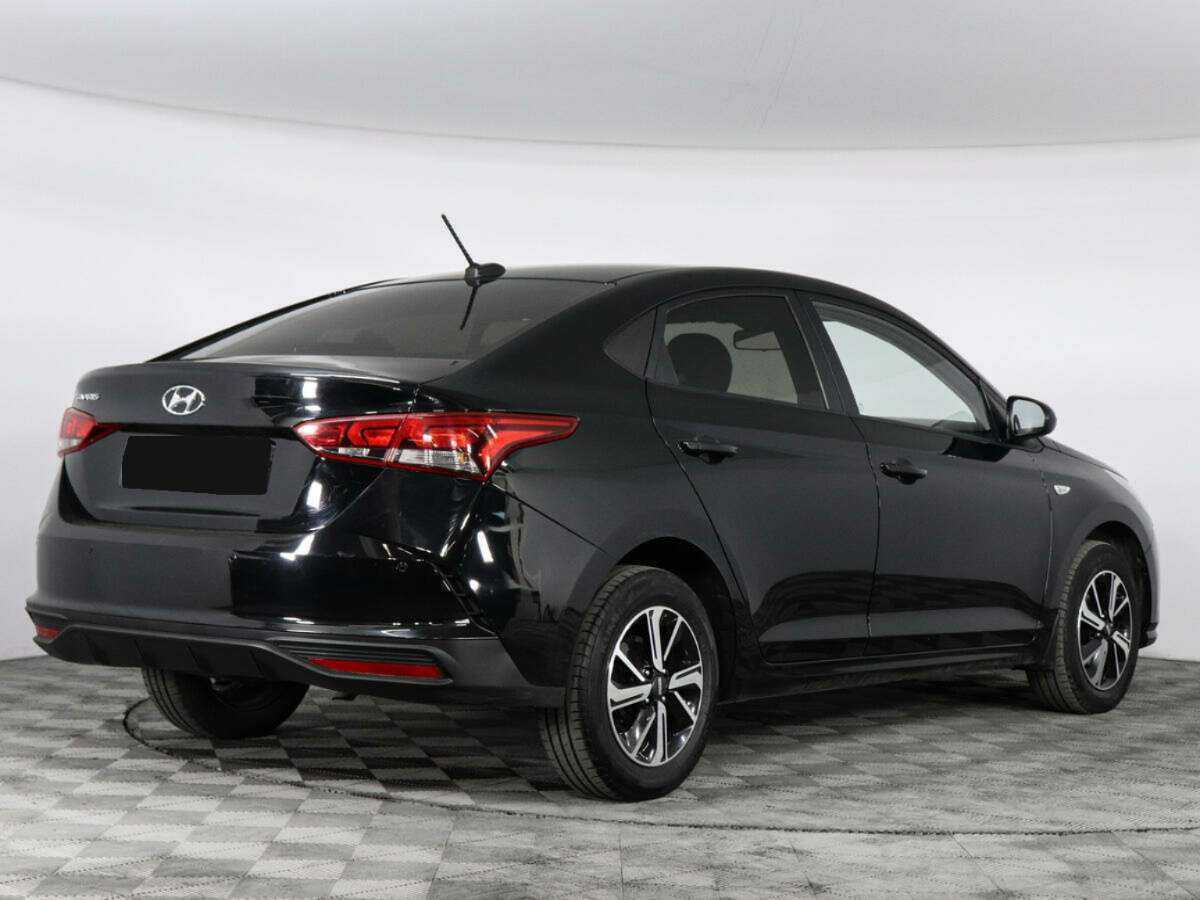 Hyundai Solaris с пробегом — 2022 год. Фото: #4