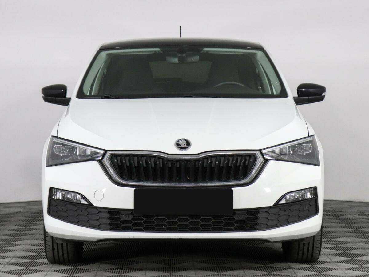Skoda Rapid с пробегом — 2021 год. Фото: #1