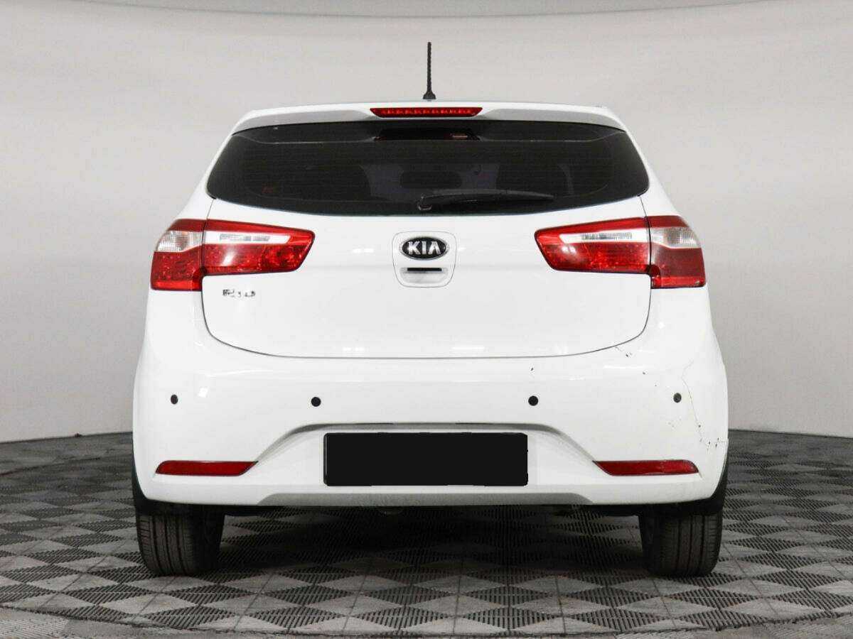 Kia Rio с пробегом — 2014 год. Фото: #5