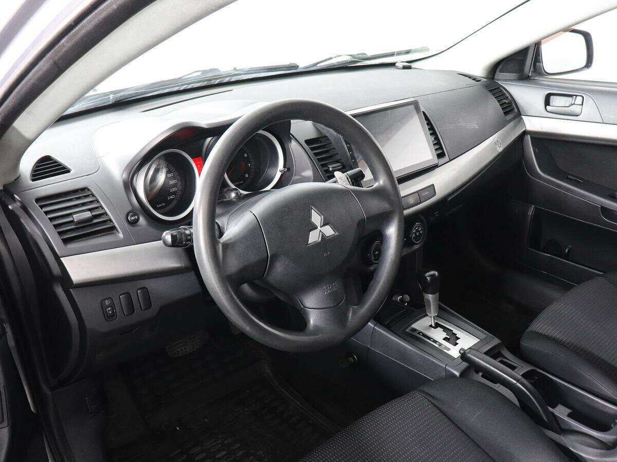 Mitsubishi Lancer с пробегом — 2008 год. Фото: #8