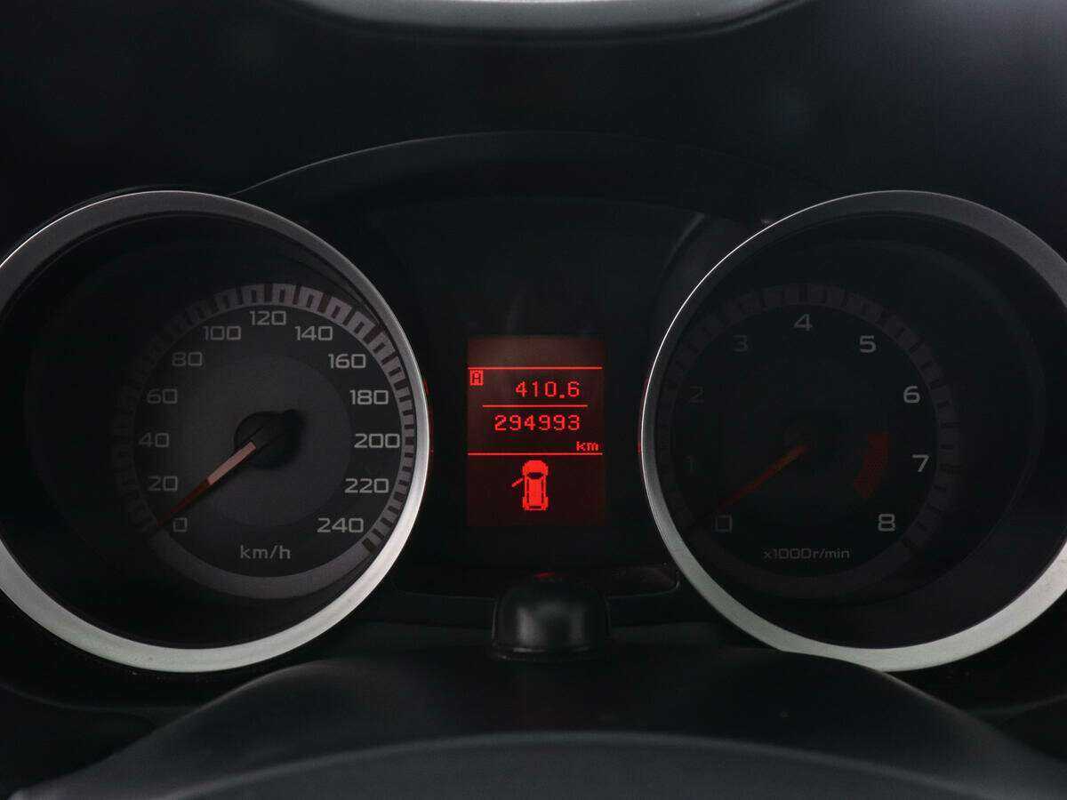 Mitsubishi Lancer с пробегом — 2008 год. Фото: #10