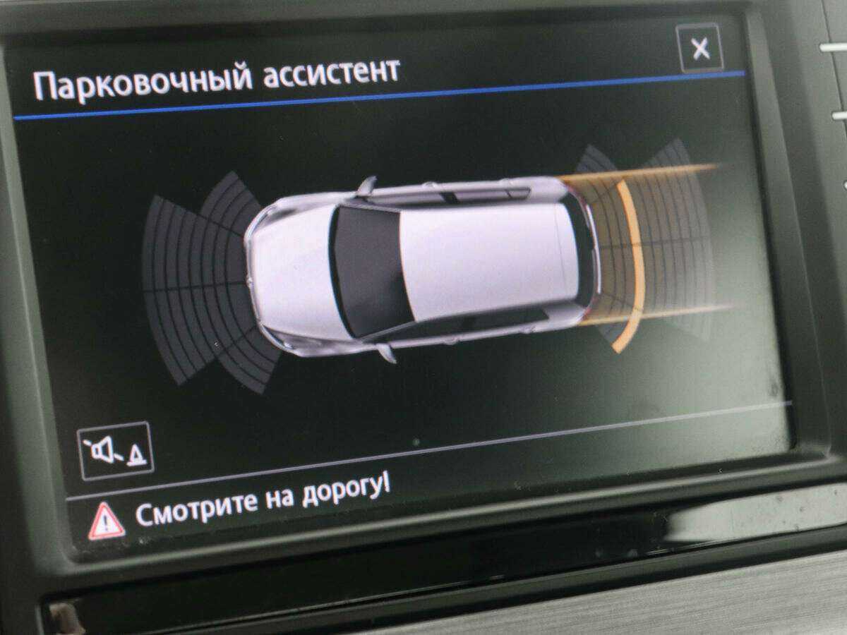 Volkswagen Golf с пробегом — 2016 год. Фото: #12