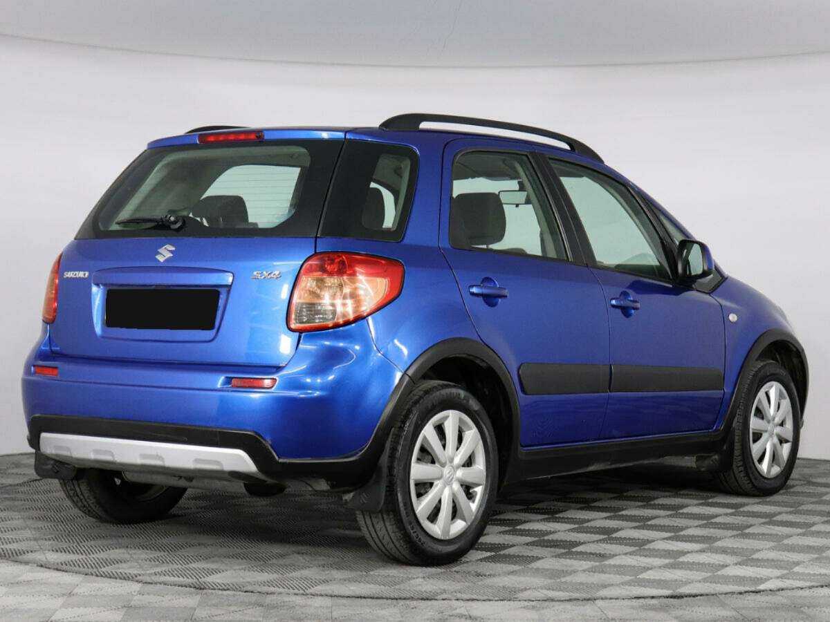 Suzuki SX4 с пробегом — 2011 год. Фото: #4