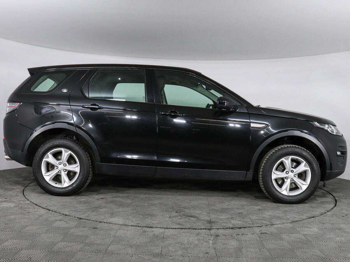 Land Rover Discovery Sport с пробегом — 2019 год. Фото: #3